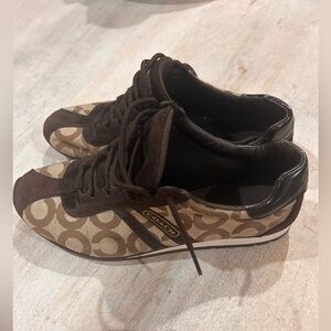 🤎🐻 Like New 🐻🤎 Kathleen Classic Coach Monogram Tan & Brown Sneakers🐻🤎
